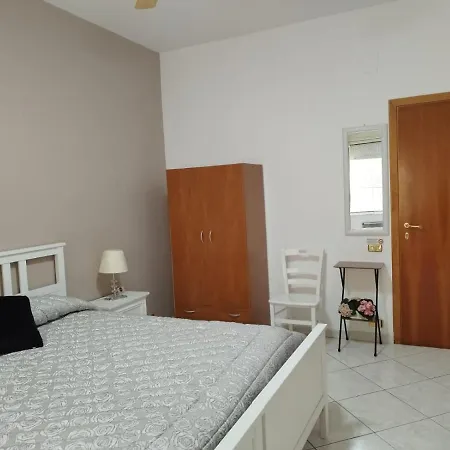 Salita Metello לינה וארוחת בוקר